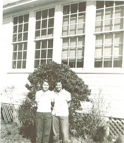 bville215.jpg (45145 bytes)